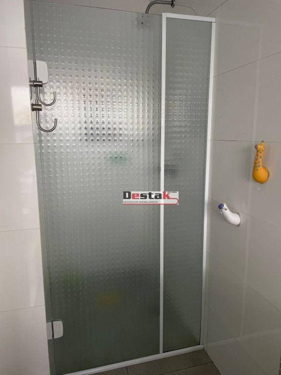 Sobrado à venda com 3 quartos, 215m² - Foto 26