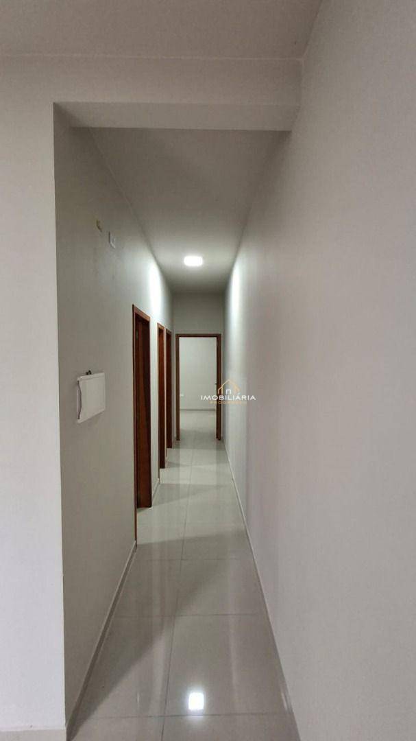 Casa à venda com 3 quartos, 72m² - Foto 11