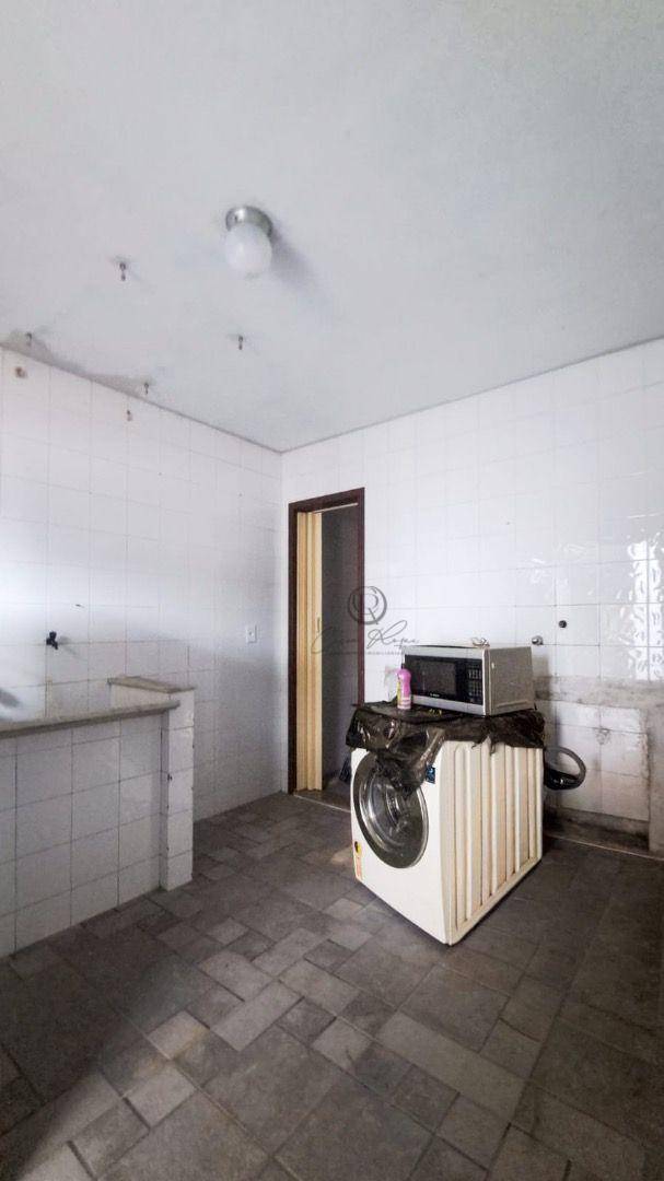 Casa, 4 quartos, 228 m² - Foto 5