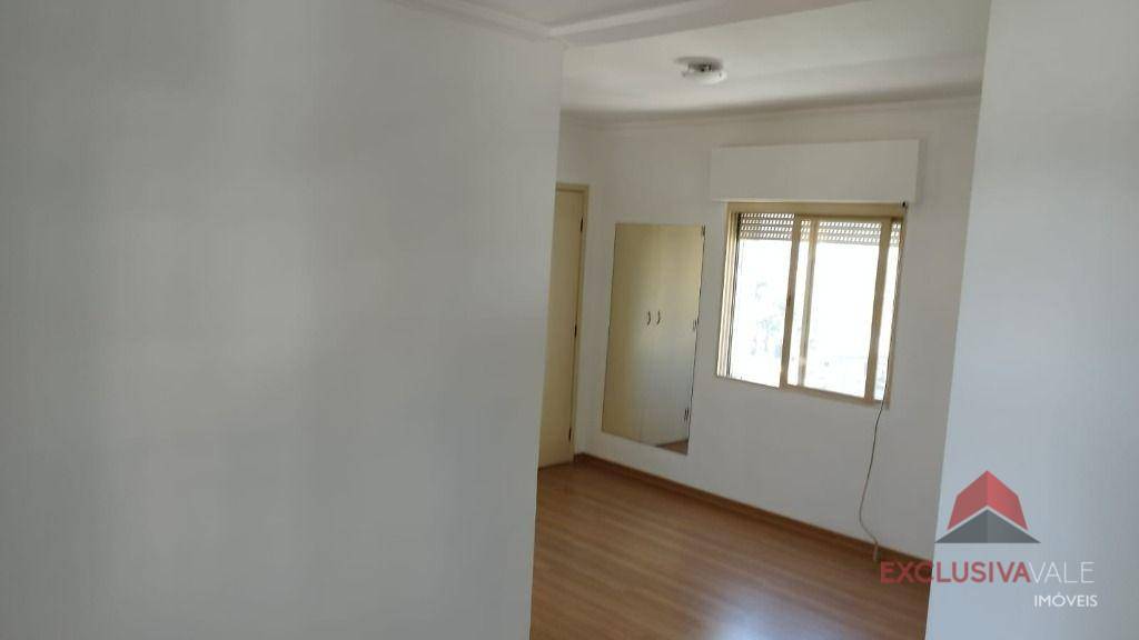 Apartamento à venda com 2 quartos, 80m² - Foto 4