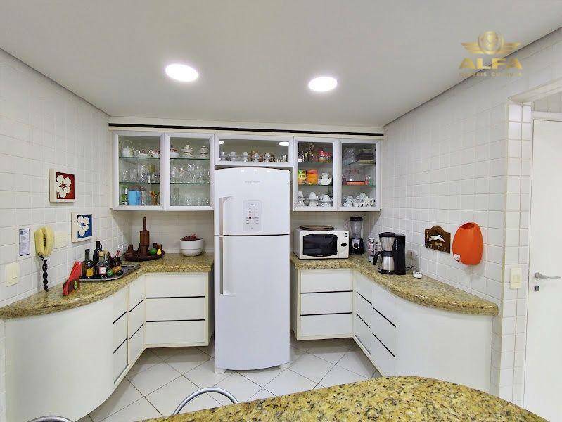 Apartamento à venda com 3 quartos, 184m² - Foto 40