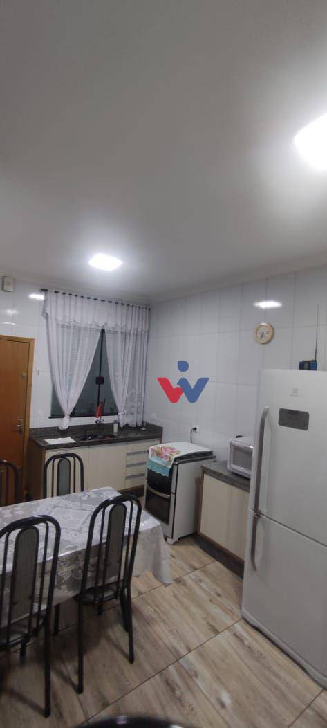 Casa à venda com 2 quartos, 75m² - Foto 13