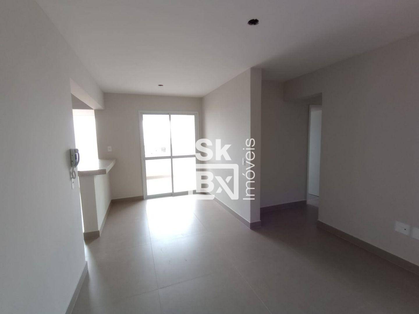 Apartamento à venda com 3 quartos, 79m² - Foto 2