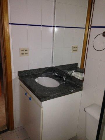 Apartamento à venda com 3 quartos, 75m² - Foto 22