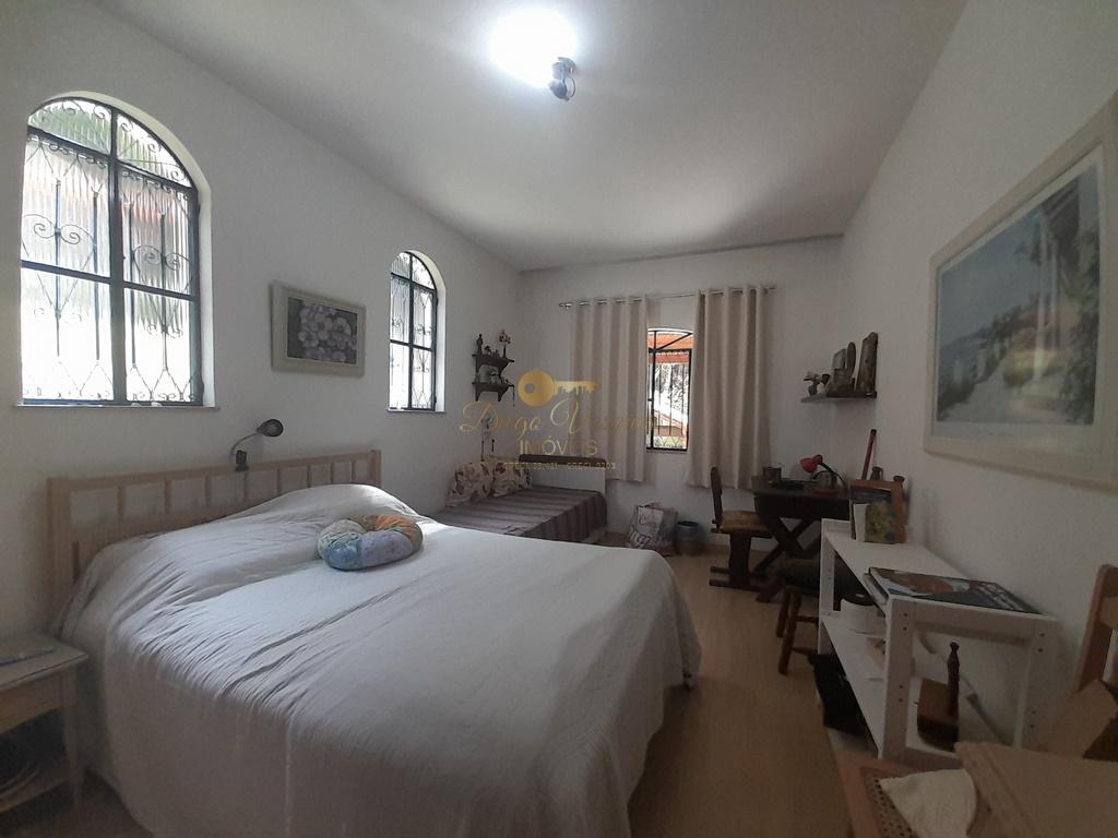 Casa à venda com 3 quartos, 10500m² - Foto 14