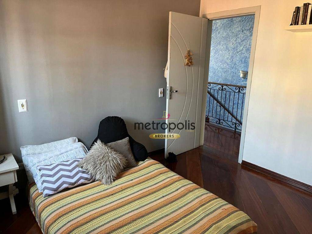 Casa à venda com 3 quartos, 330m² - Foto 36