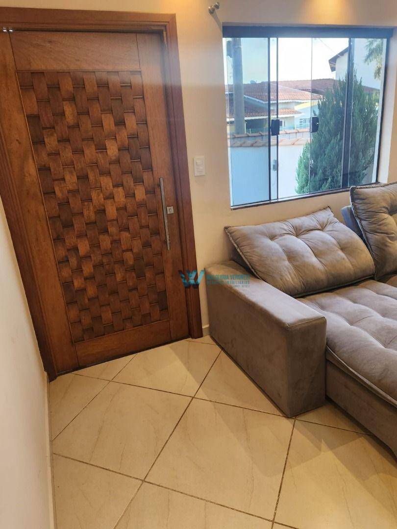 Casa à venda com 2 quartos, 65m² - Foto 10