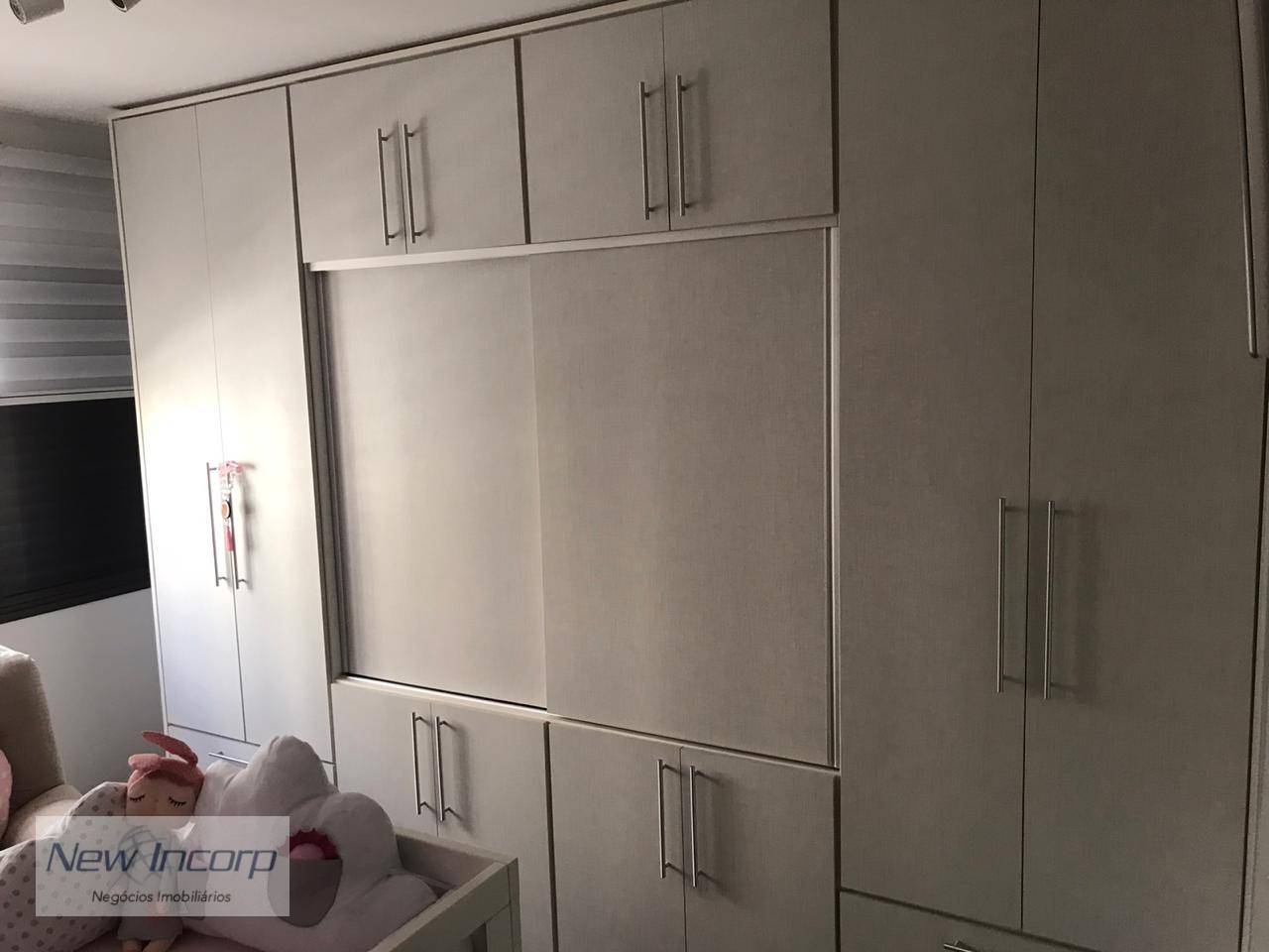 Apartamento à venda com 4 quartos, 200m² - Foto 15