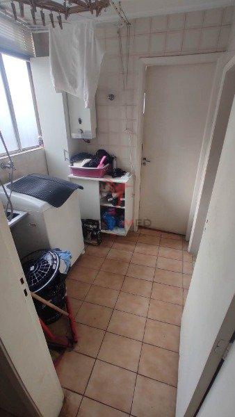 Apartamento à venda com 3 quartos, 98m² - Foto 7