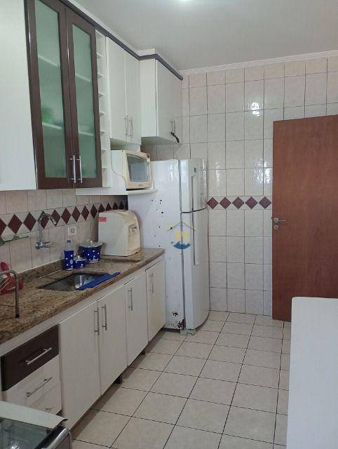 Apartamento à venda com 2 quartos, 80m² - Foto 7