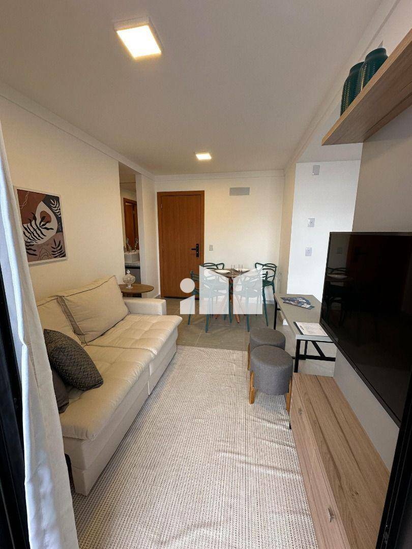 Apartamento à venda com 2 quartos, 42m² - Foto 23