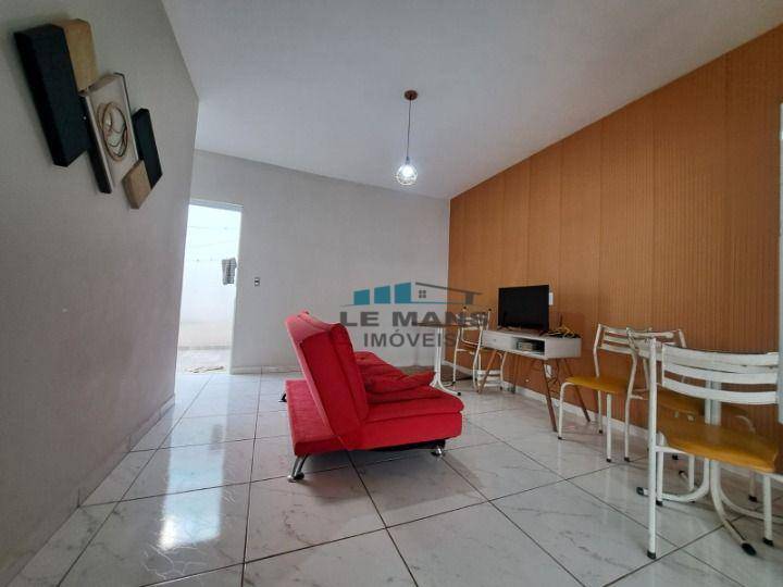 Casa à venda com 2 quartos, 110m² - Foto 8