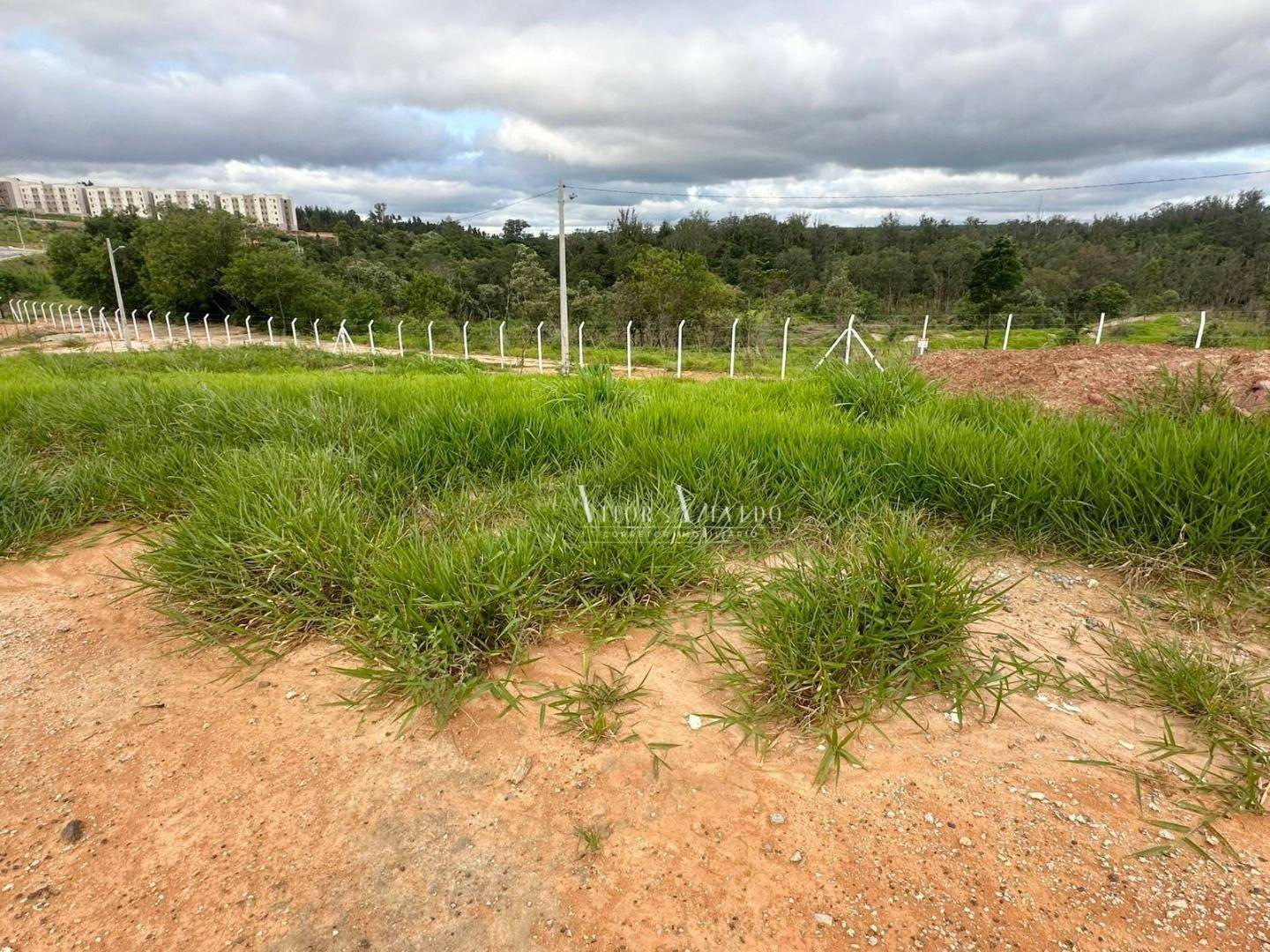 Terreno à venda, 180M2 - Foto 2