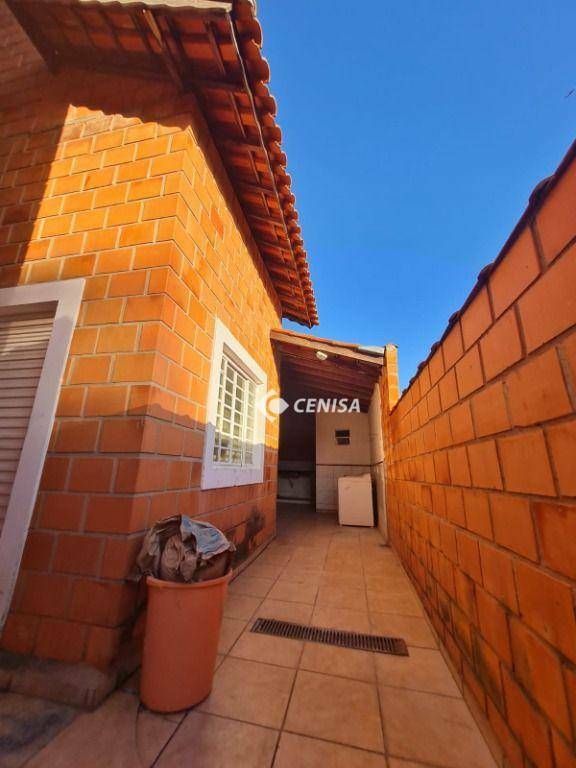 Casa à venda com 3 quartos, 165m² - Foto 6