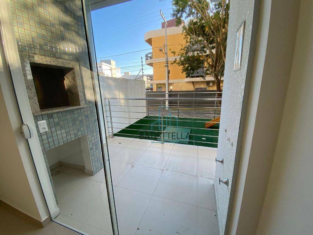 Apartamento à venda com 2 quartos, 61m² - Foto 15