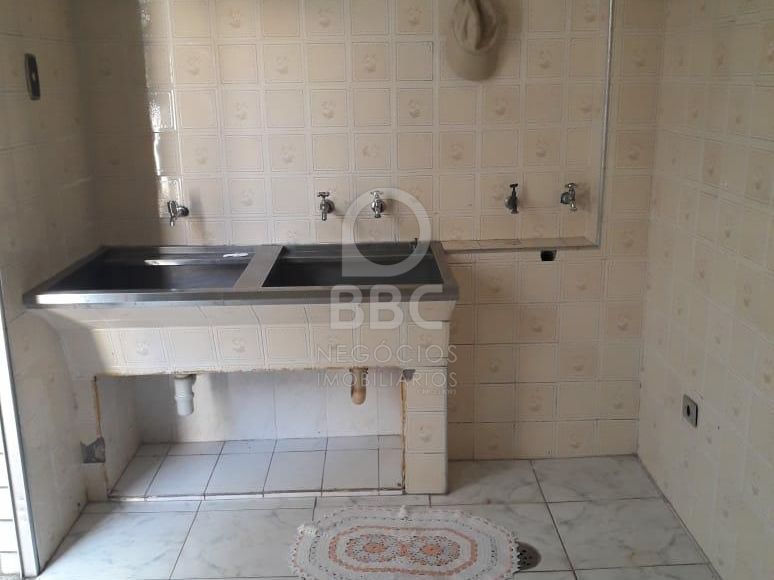 Sobrado para alugar com 3 quartos, 350m² - Foto 14