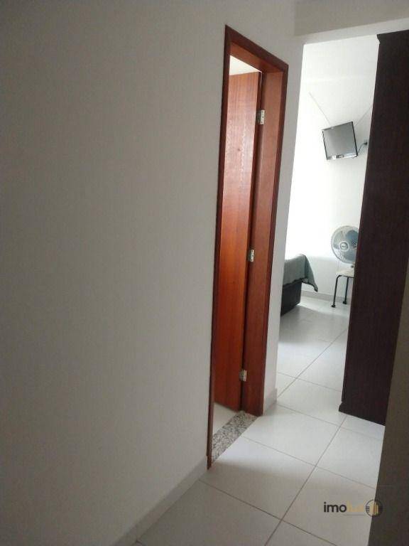 Apartamento à venda com 2 quartos, 85m² - Foto 2