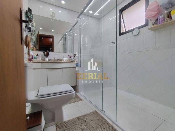 Apartamento para alugar com 4 quartos, 254m² - Foto 18