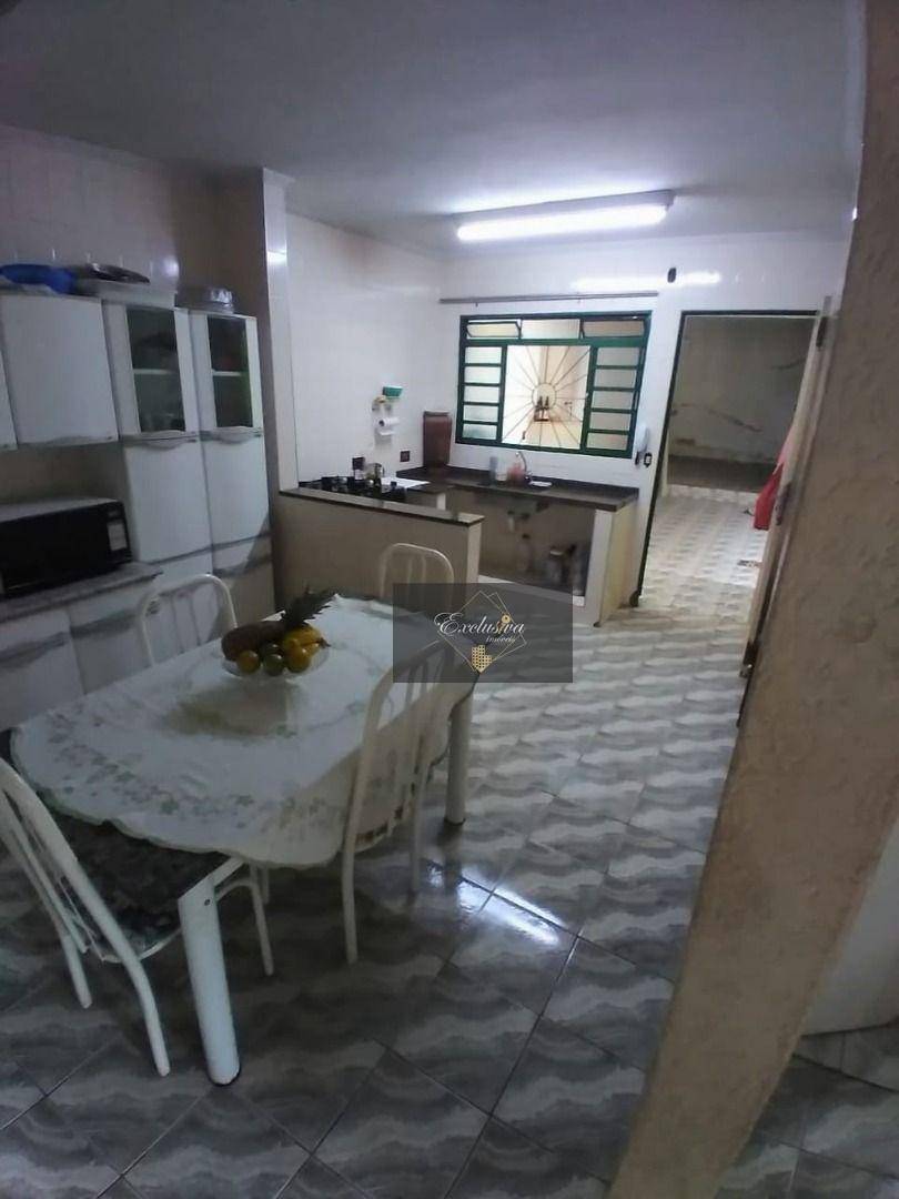 Casa à venda com 3 quartos, 172m² - Foto 13