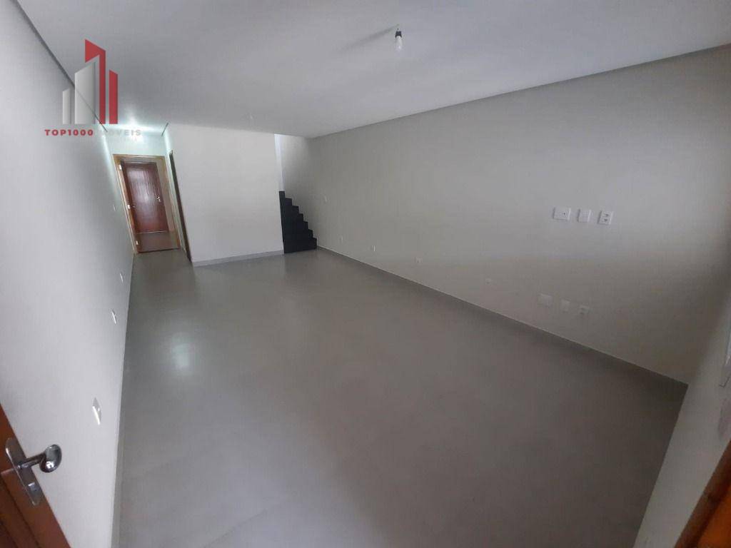 Sobrado à venda com 3 quartos, 140m² - Foto 2