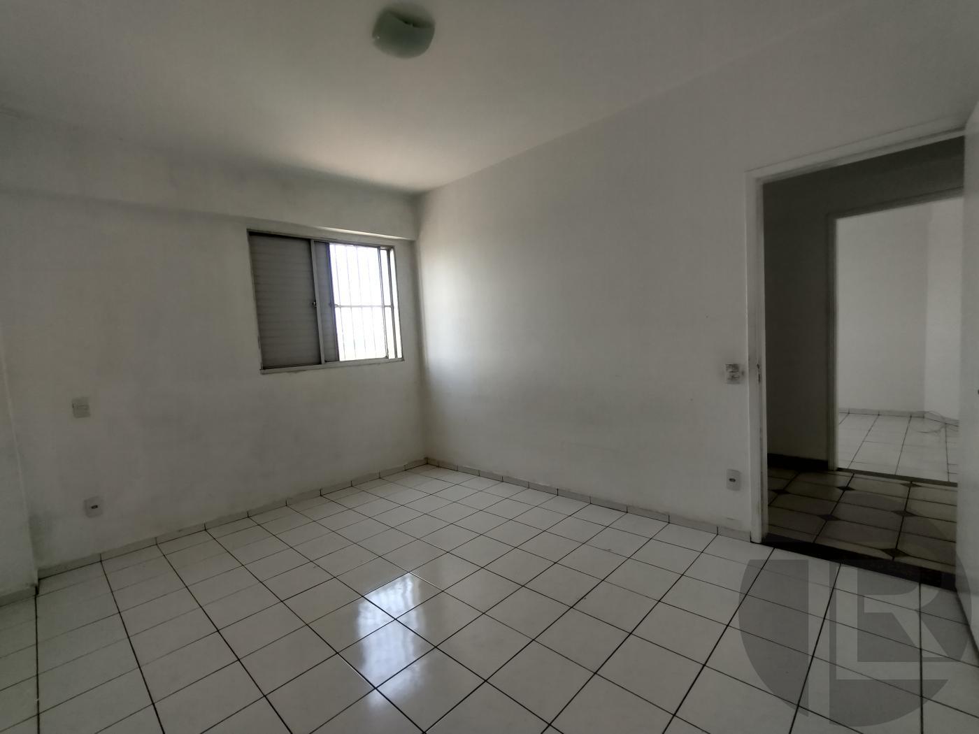 Apartamento para alugar com 2 quartos, 68m² - Foto 25