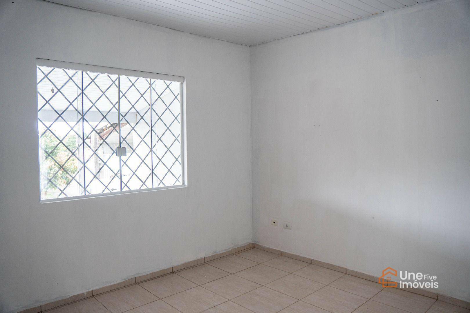 Casa à venda com 2 quartos, 70m² - Foto 10