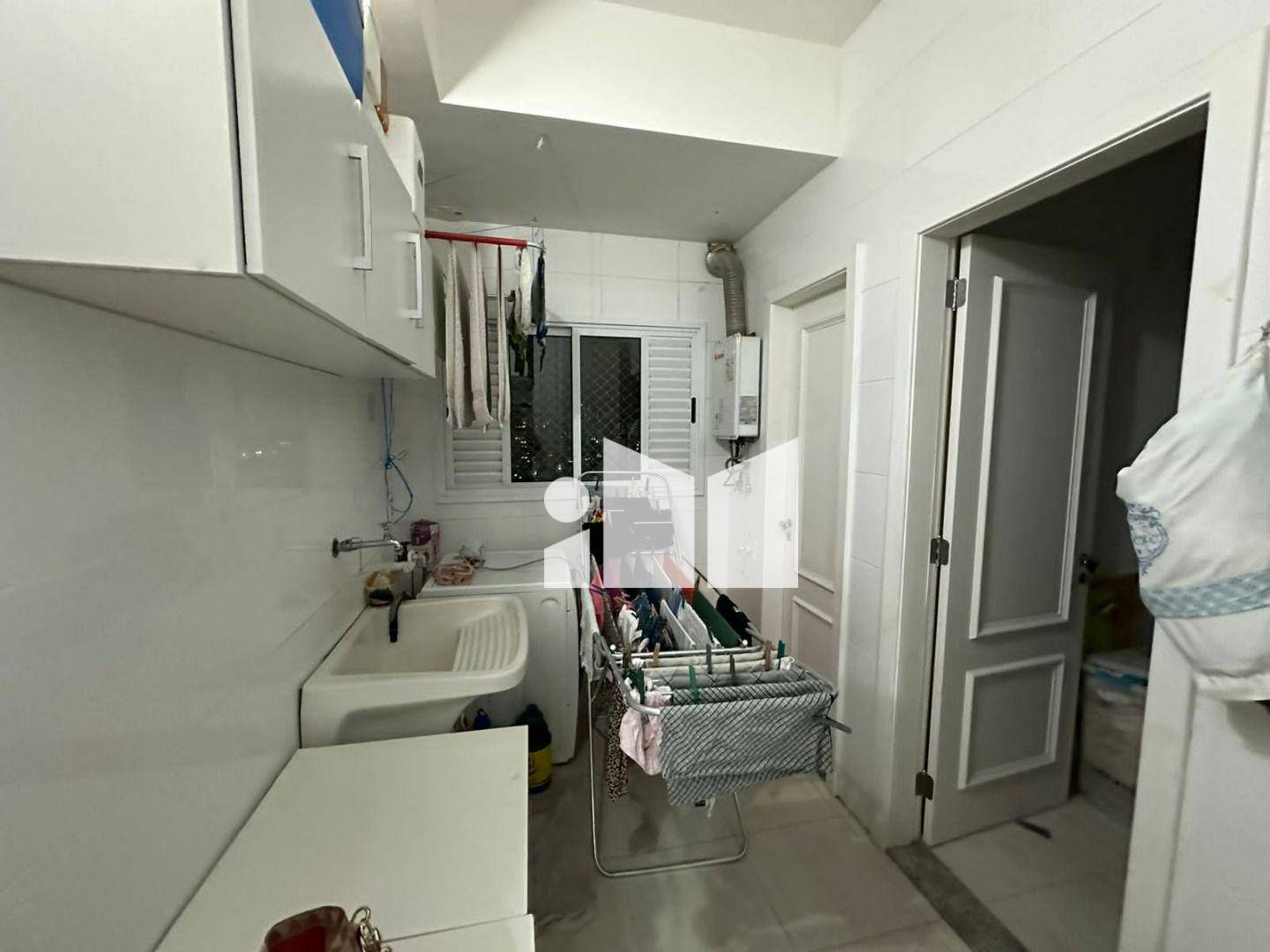 Apartamento à venda com 4 quartos, 164m² - Foto 20