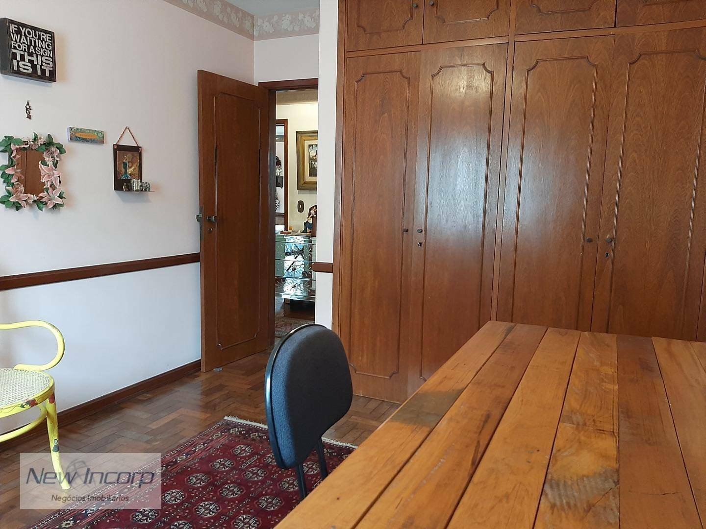 Apartamento à venda com 4 quartos, 220m² - Foto 12