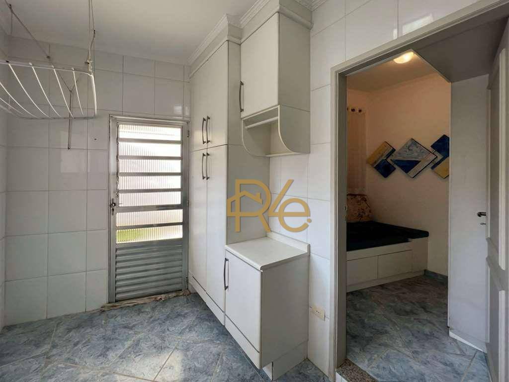 Casa de Condomínio à venda com 4 quartos, 250m² - Foto 41