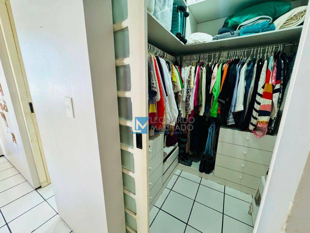 Apartamento à venda com 4 quartos, 140m² - Foto 13