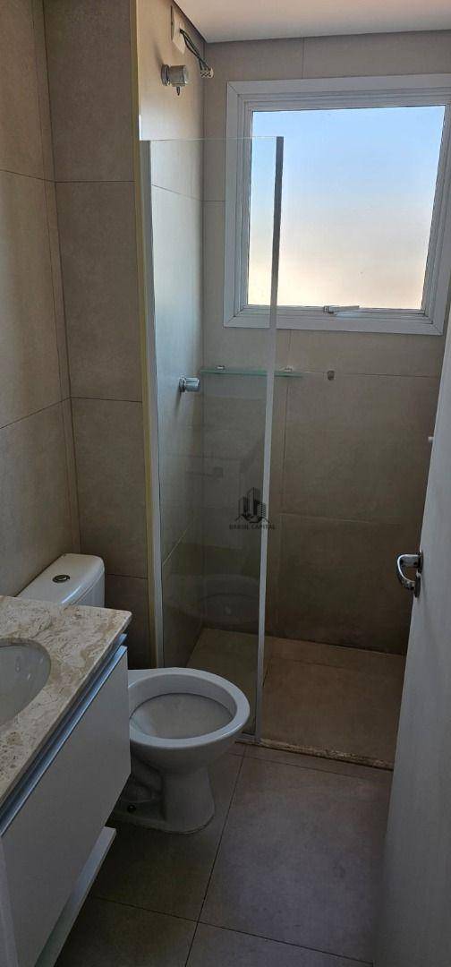 Apartamento para alugar com 3 quartos, 70m² - Foto 19