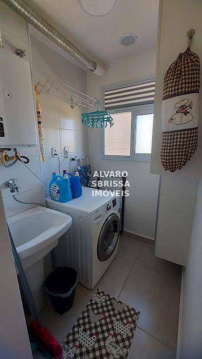 Apartamento à venda com 2 quartos, 65m² - Foto 33