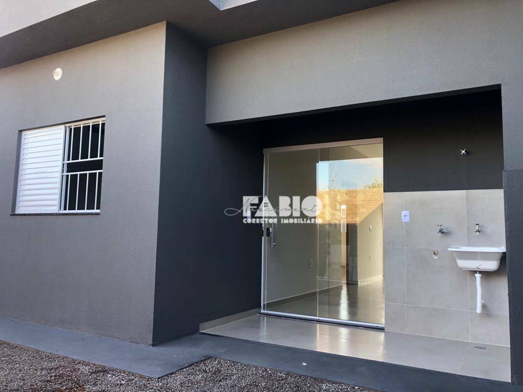 Casa à venda com 2 quartos, 60m² - Foto 9