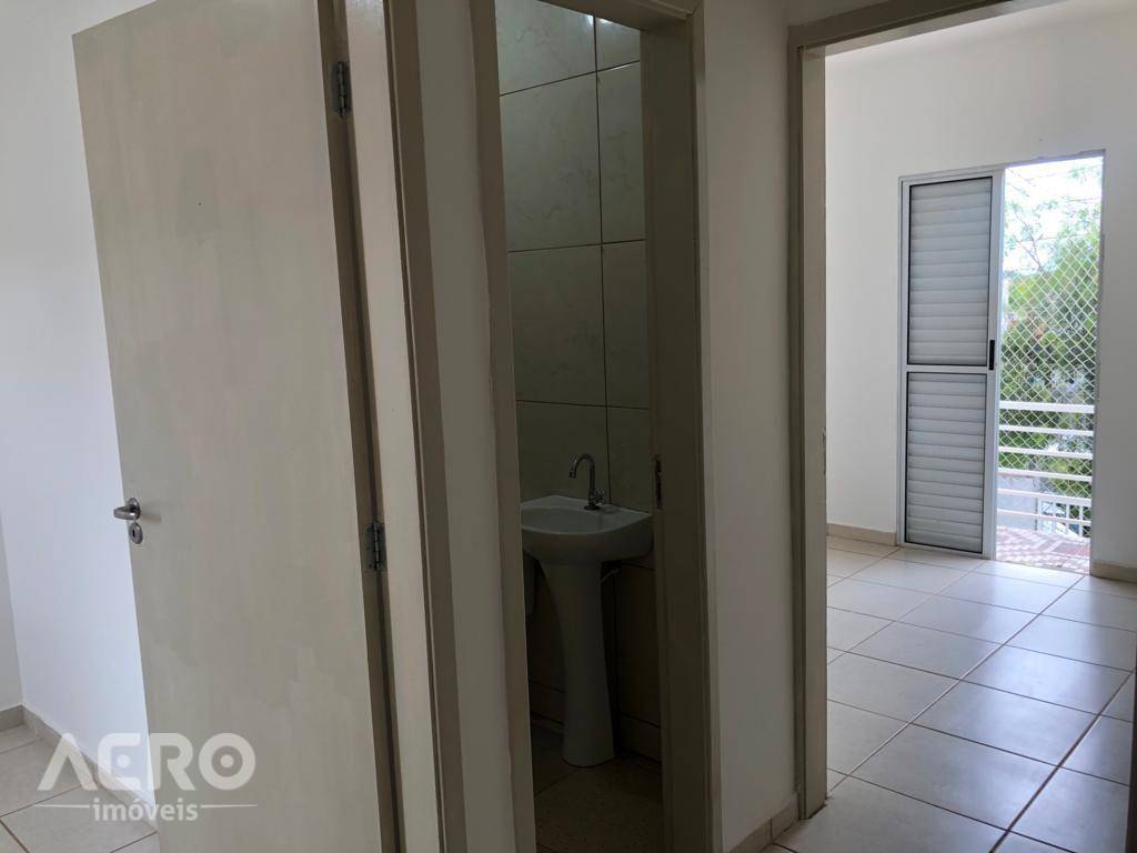 Casa à venda com 2 quartos, 67m² - Foto 14