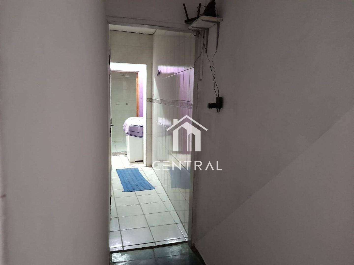 Casa à venda com 5 quartos, 170m² - Foto 10