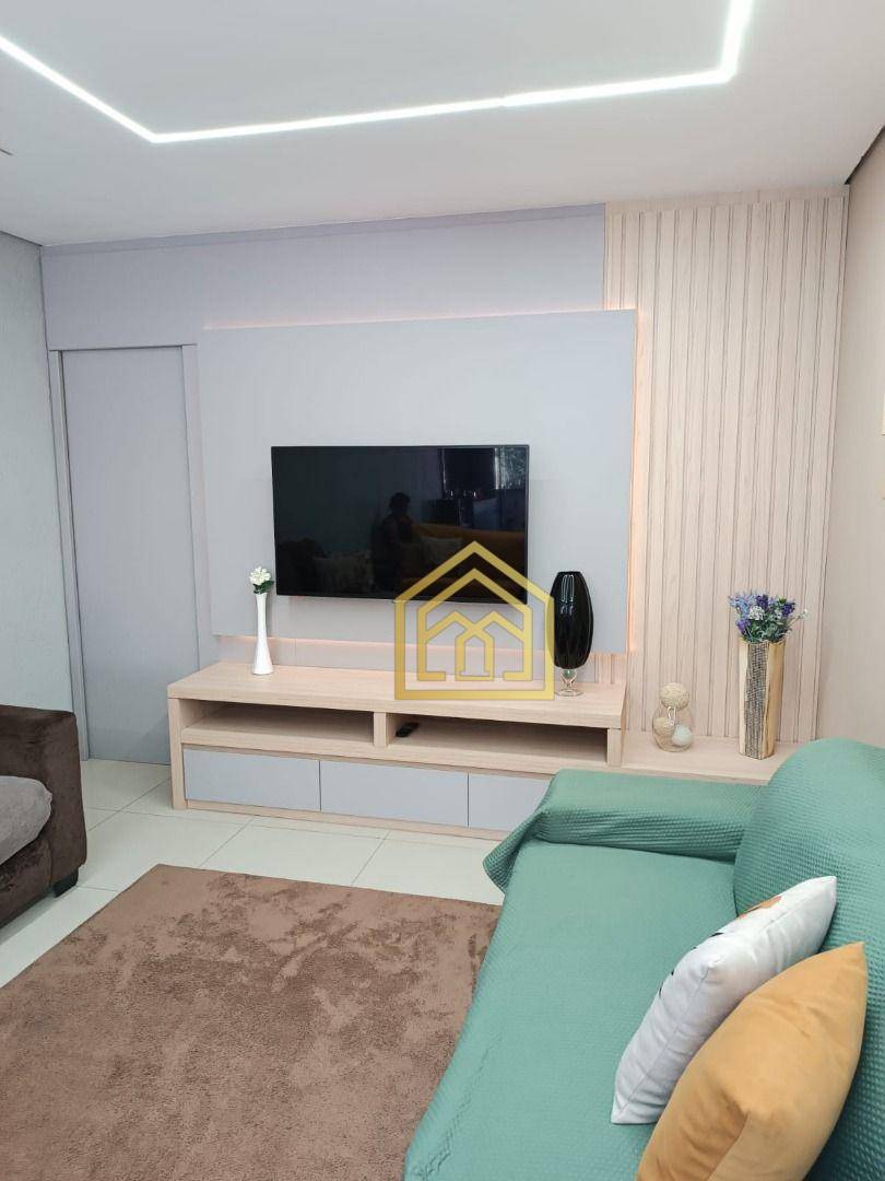 Sobrado à venda com 3 quartos, 360m² - Foto 1