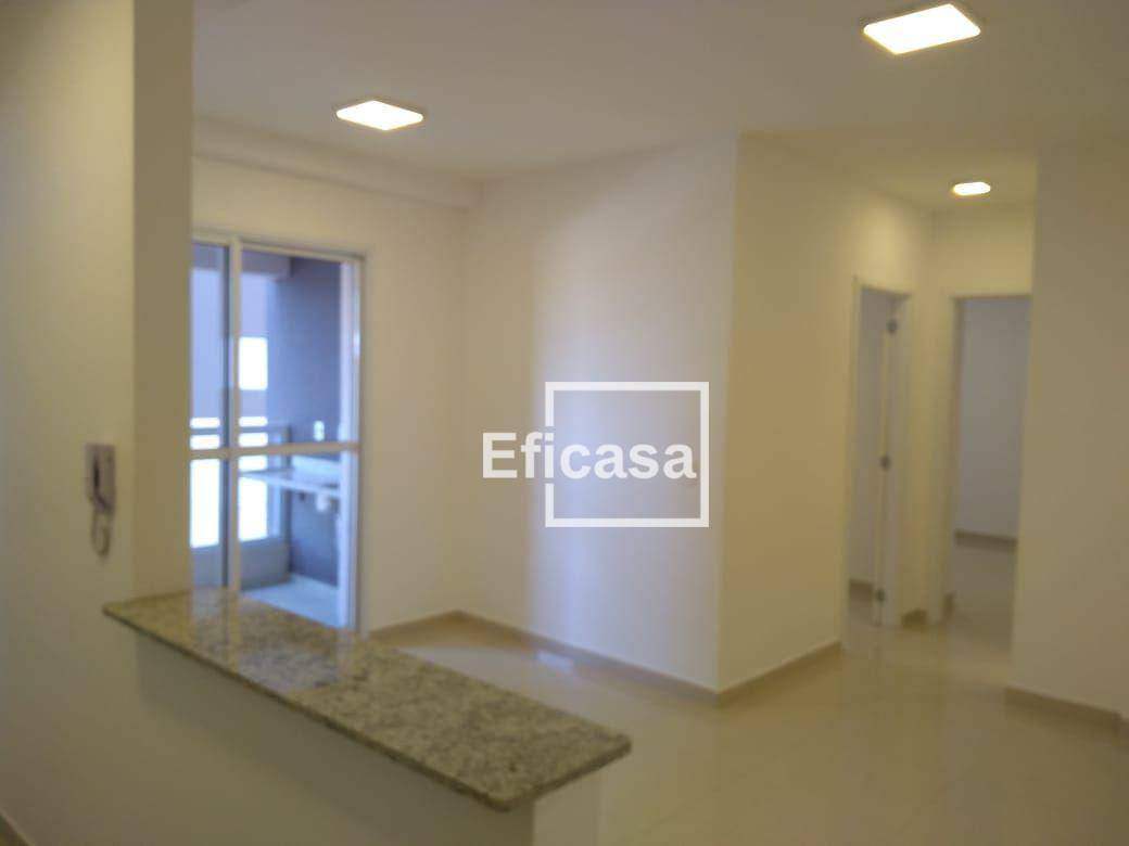 Apartamento à venda com 2 quartos, 75m² - Foto 4