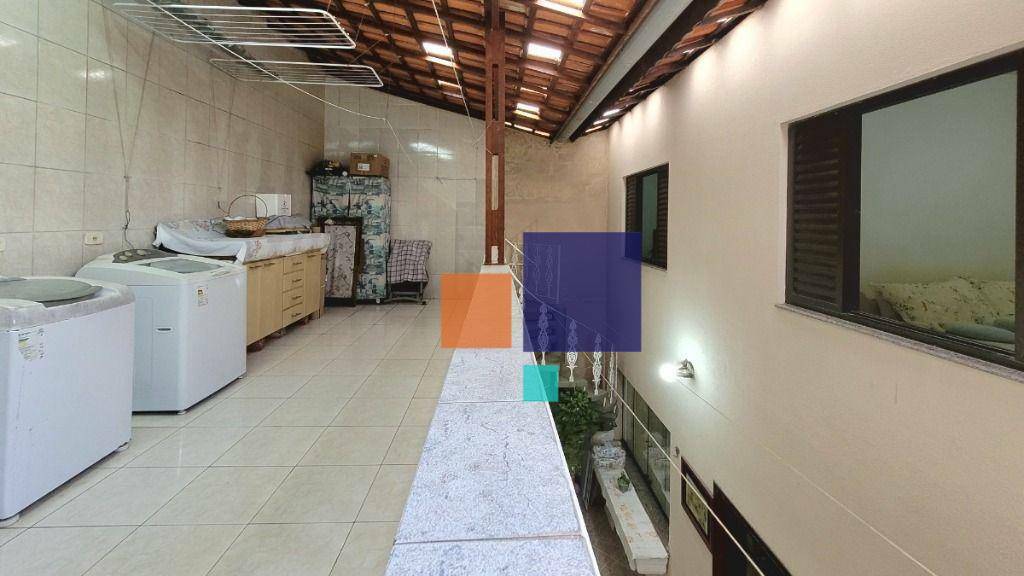 Sobrado à venda com 3 quartos, 264m² - Foto 43