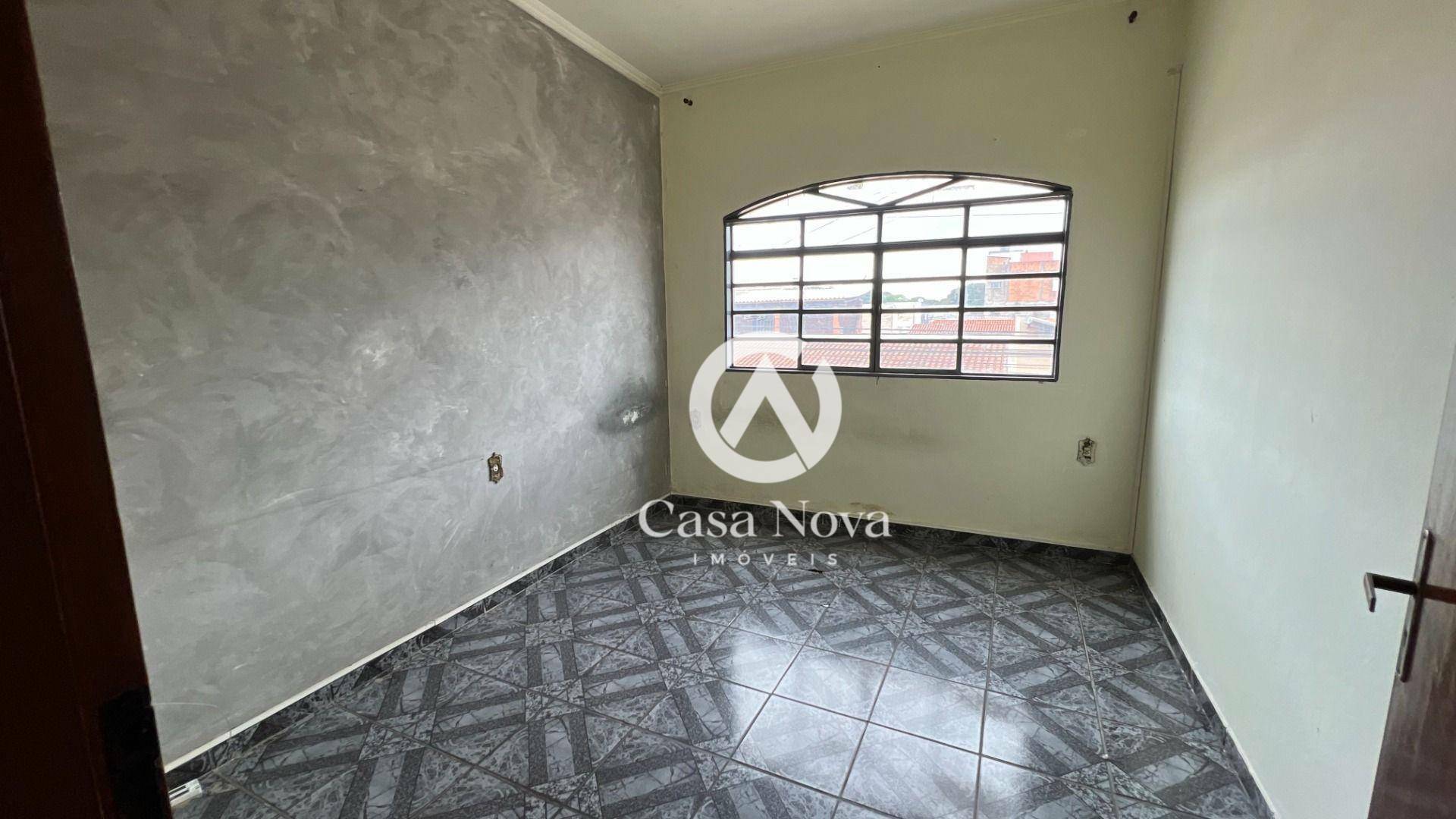 Casa à venda com 4 quartos, 274m² - Foto 12