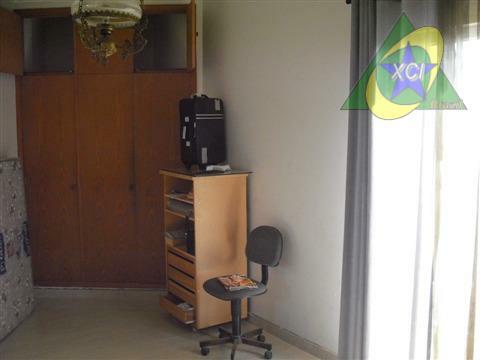 Casa à venda com 2 quartos, 400m² - Foto 27