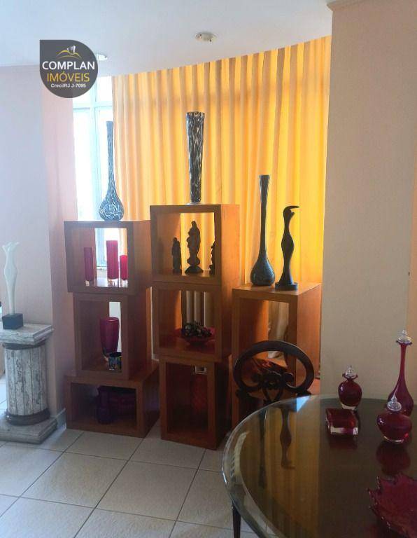 Apartamento para alugar com 3 quartos, 200m² - Foto 10