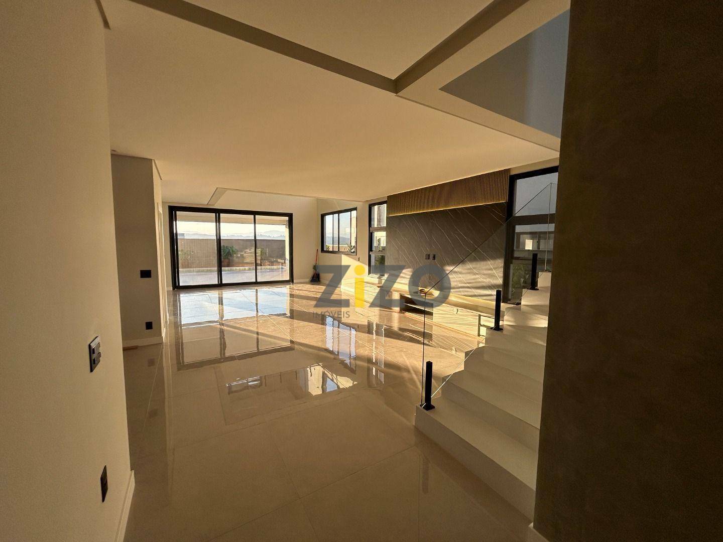 Casa de Condomínio à venda com 5 quartos, 435m² - Foto 6