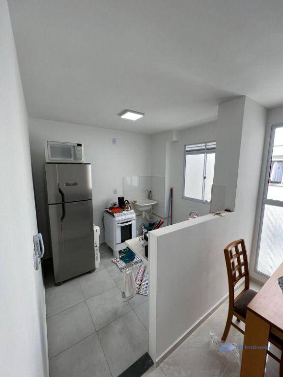 Apartamento à venda com 2 quartos, 39m² - Foto 2