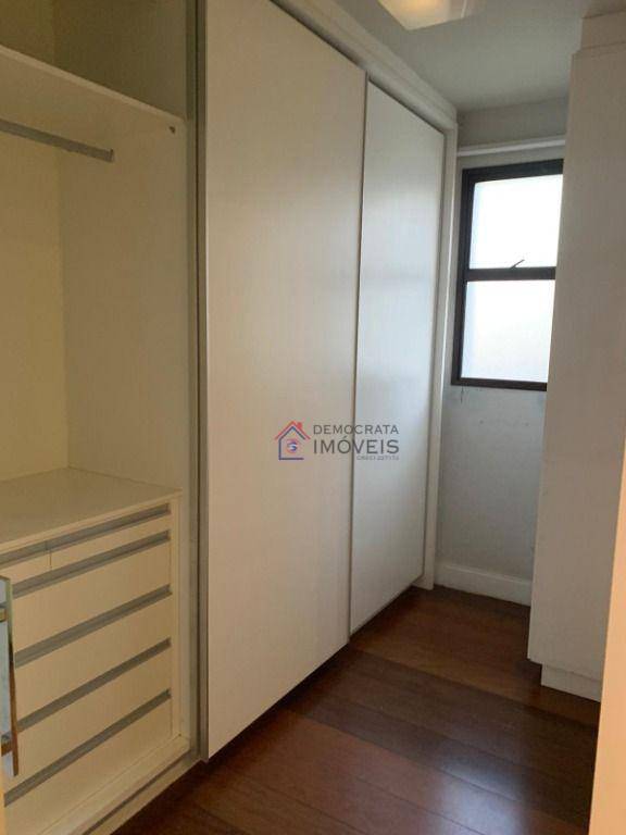 Apartamento à venda e aluguel com 3 quartos, 139m² - Foto 24