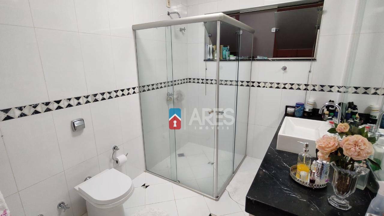 Casa à venda com 3 quartos, 380m² - Foto 19