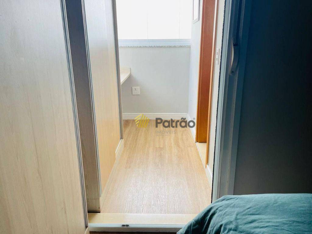 Apartamento à venda com 3 quartos, 158m² - Foto 15