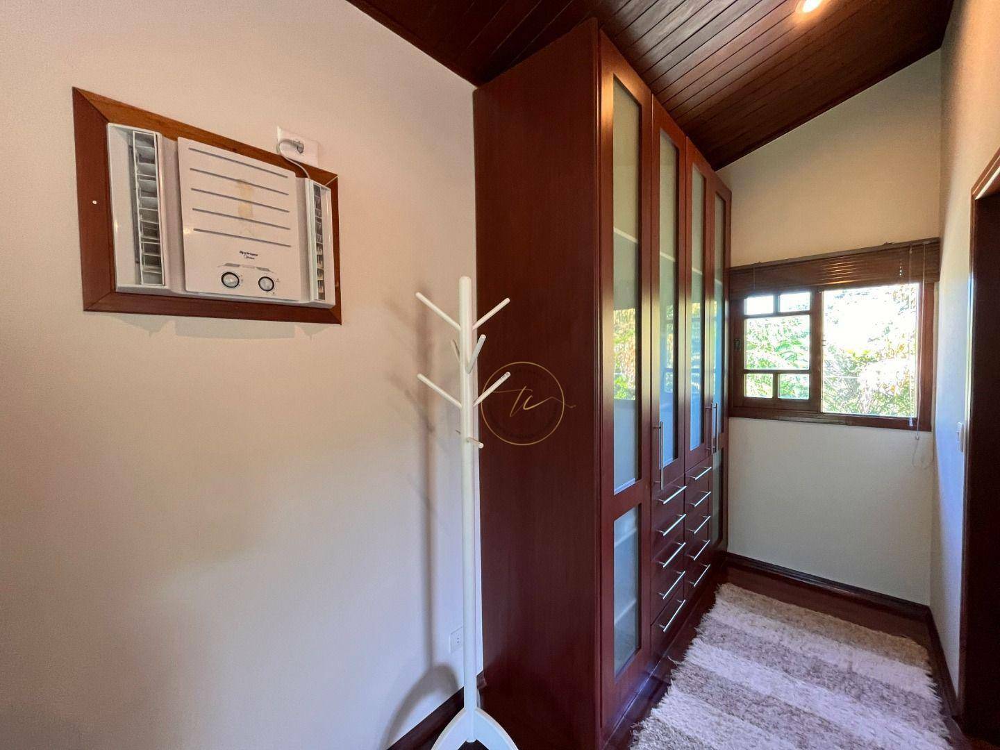 Casa de Condomínio à venda com 4 quartos, 300m² - Foto 20