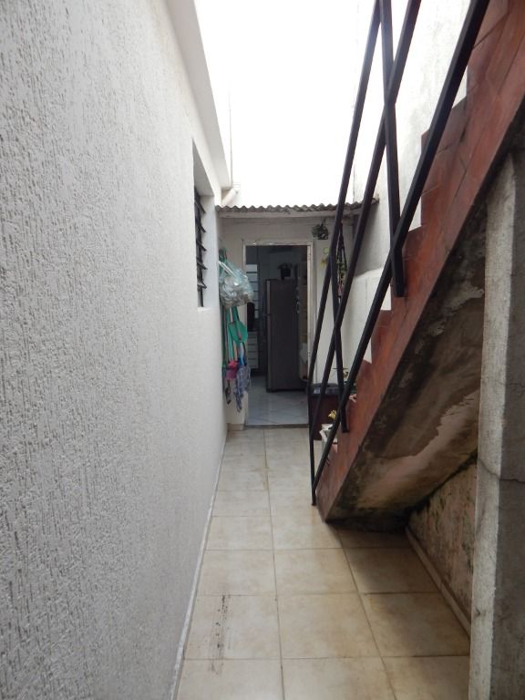 Sobrado à venda com 4 quartos, 250m² - Foto 5