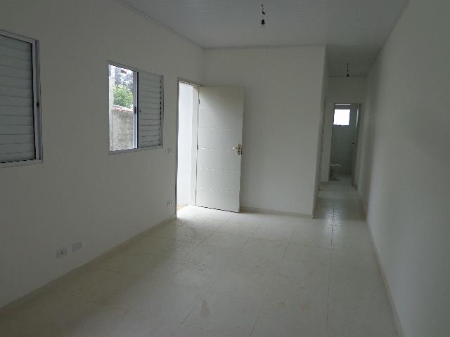 Casa para alugar com 2 quartos, 51m² - Foto 2