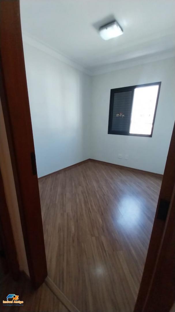 Apartamento à venda com 3 quartos, 72m² - Foto 19